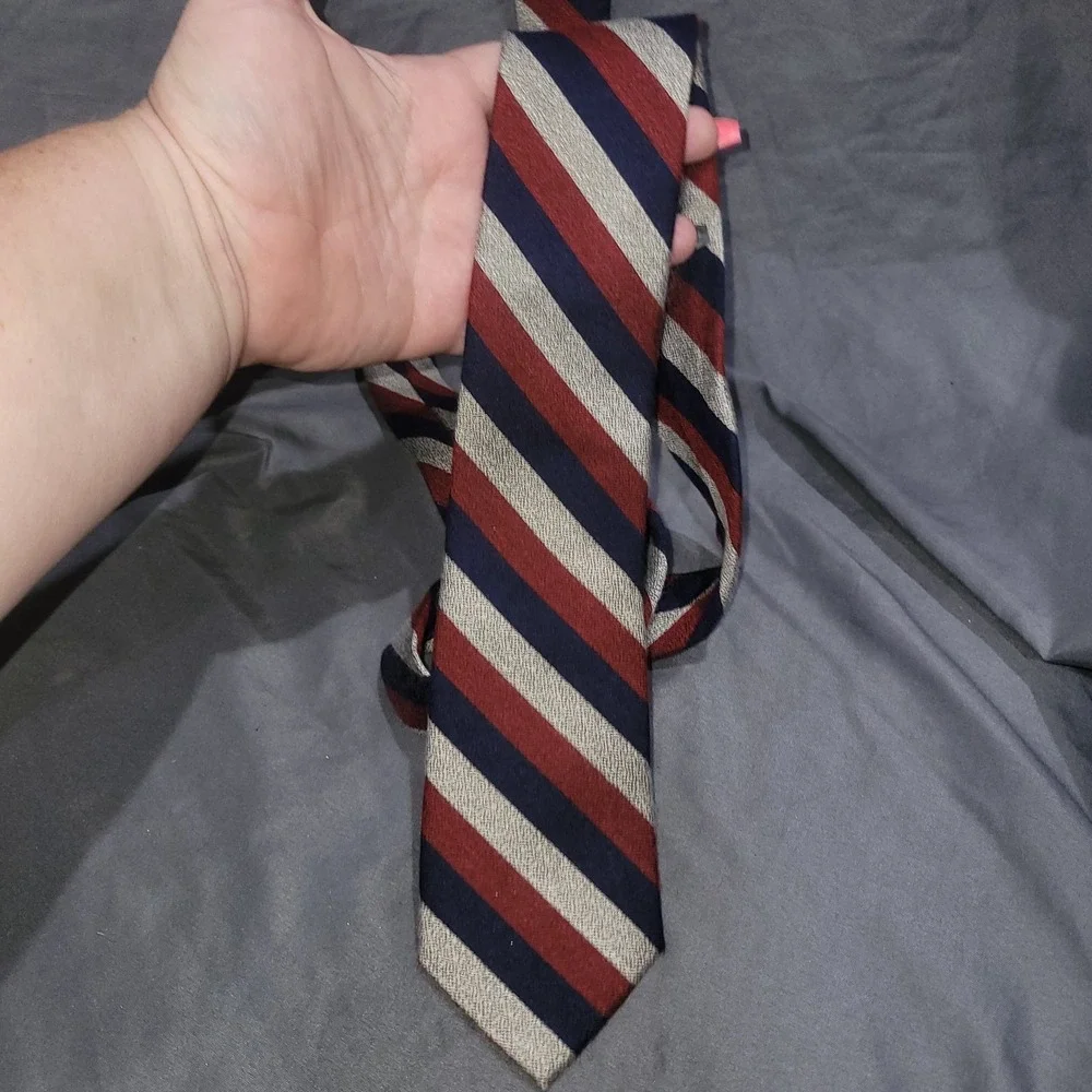Men's Knottery New York Striped Poly Blend Neck Tie Red, Grey, Blue